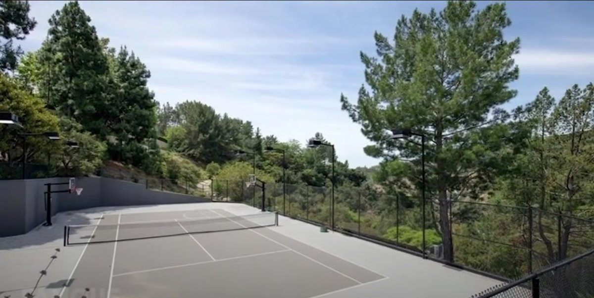 Bieber tennis court