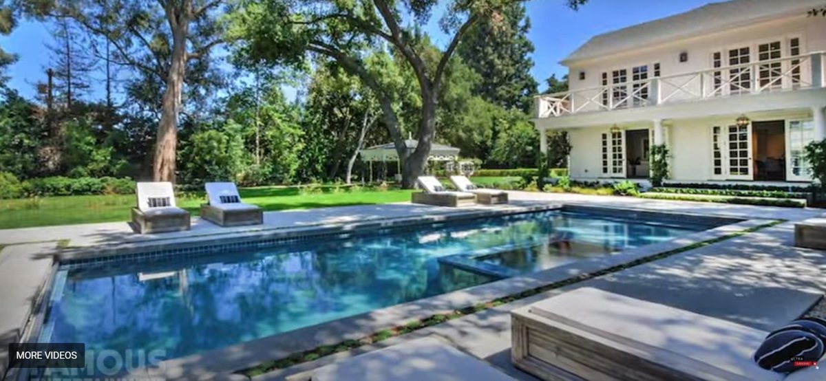 Kyle Richards Pool and double storey guest house