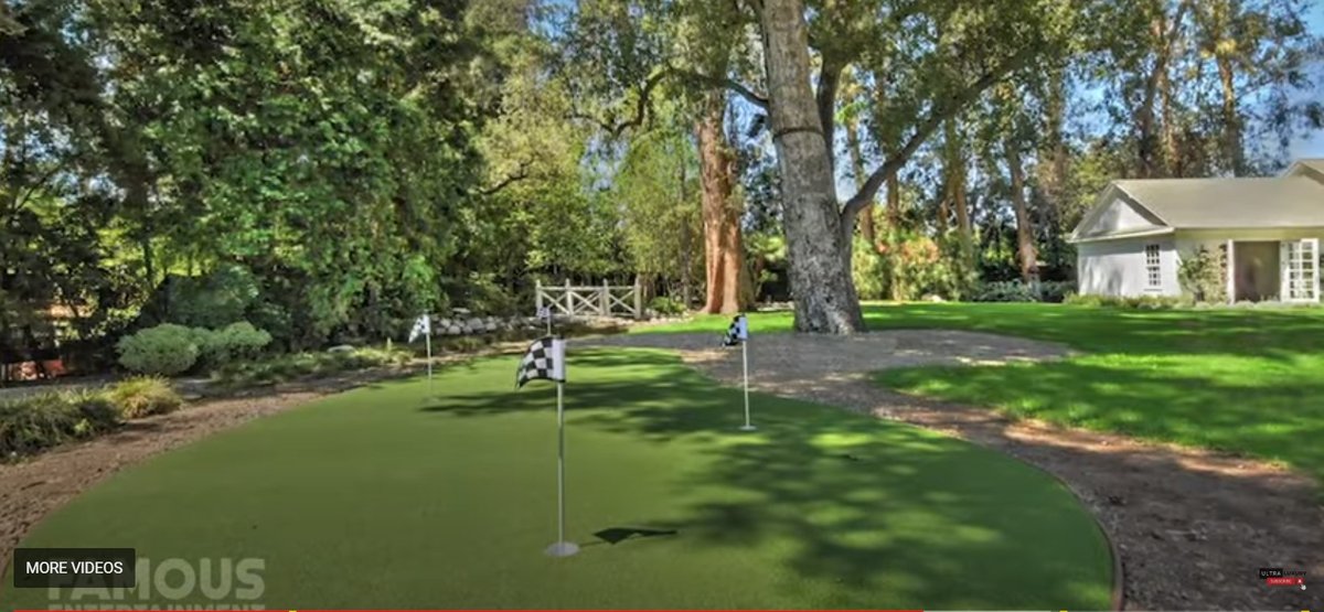 Kyle Richards Putting green