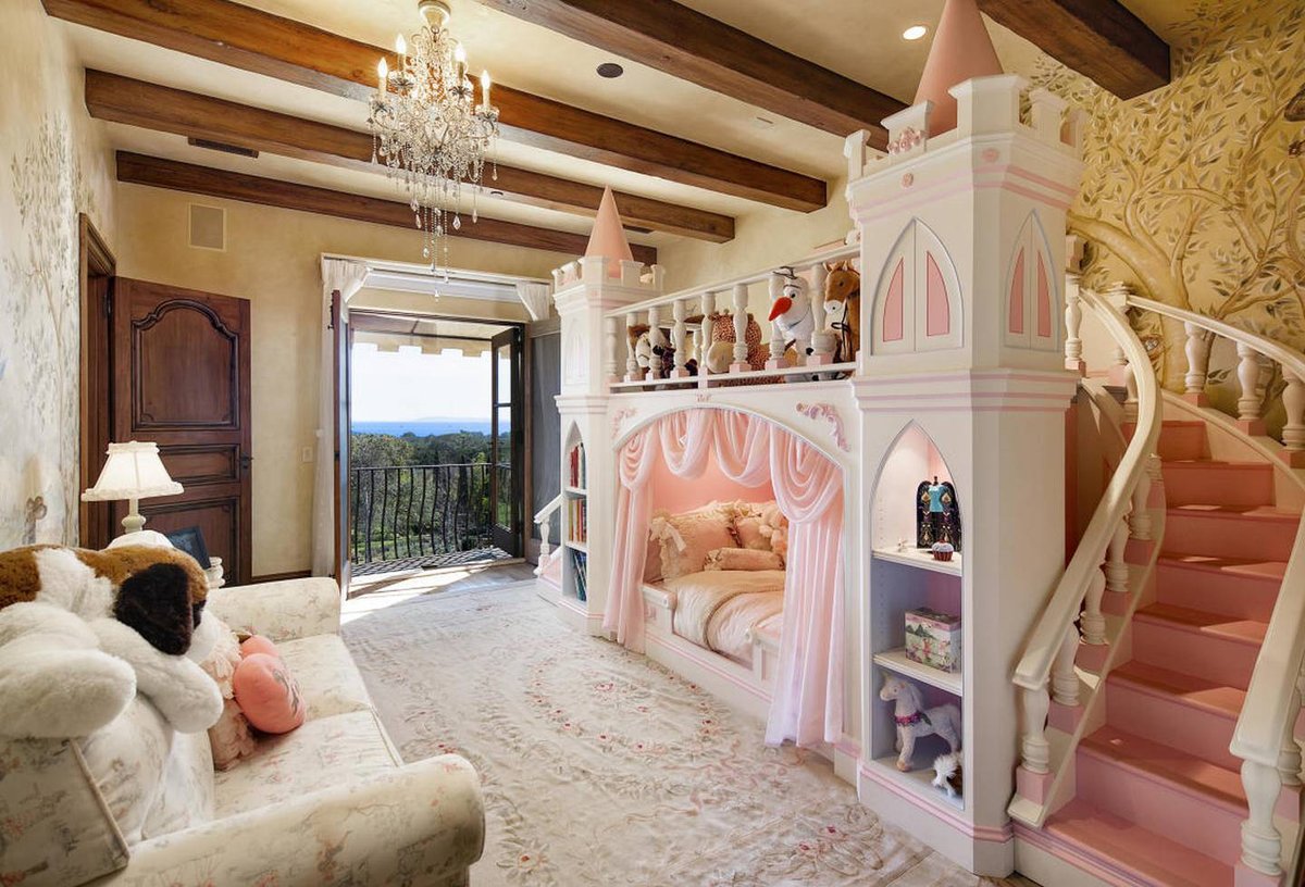 M & H princess bedroom