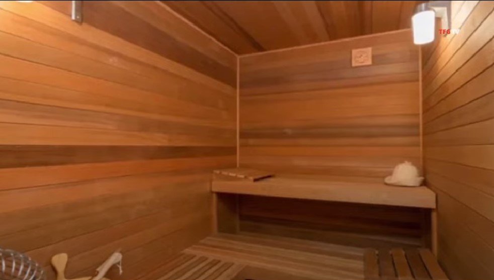 M and H Sauna